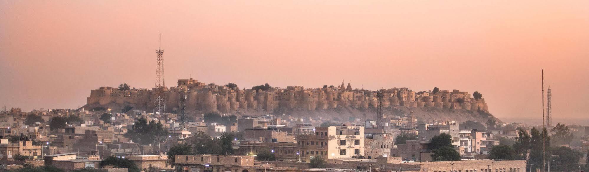 Hotel Oasis Haveli Jaisalmer Buitenkant foto